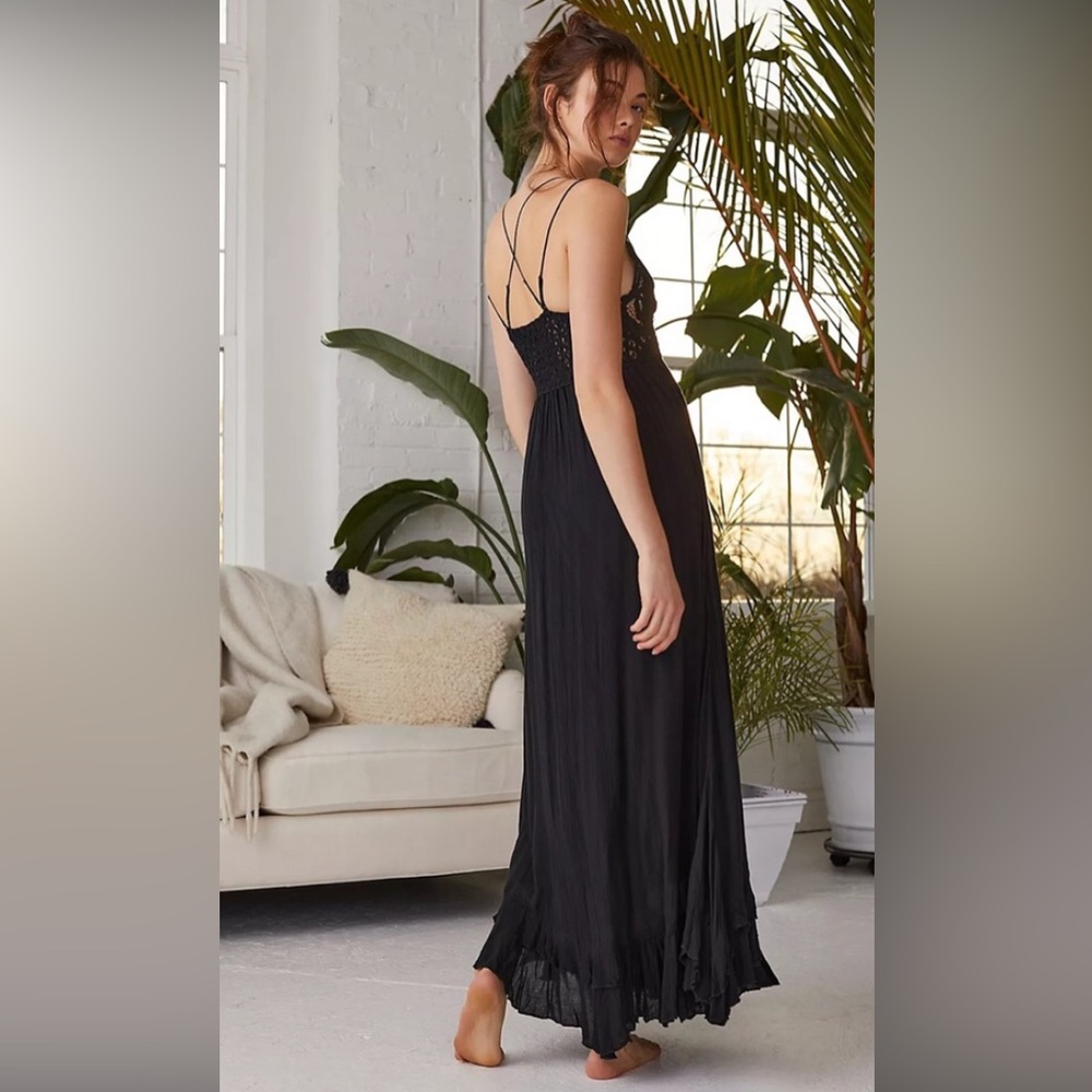 NEW FREE PEOPLE dress. Like it to get offers & LIFE SALE alerts!  J482S599 - Picture 5 of 11